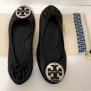 Tory Burch Black Leather Ballet Flats Silver Tory Logo Size 8.5 M